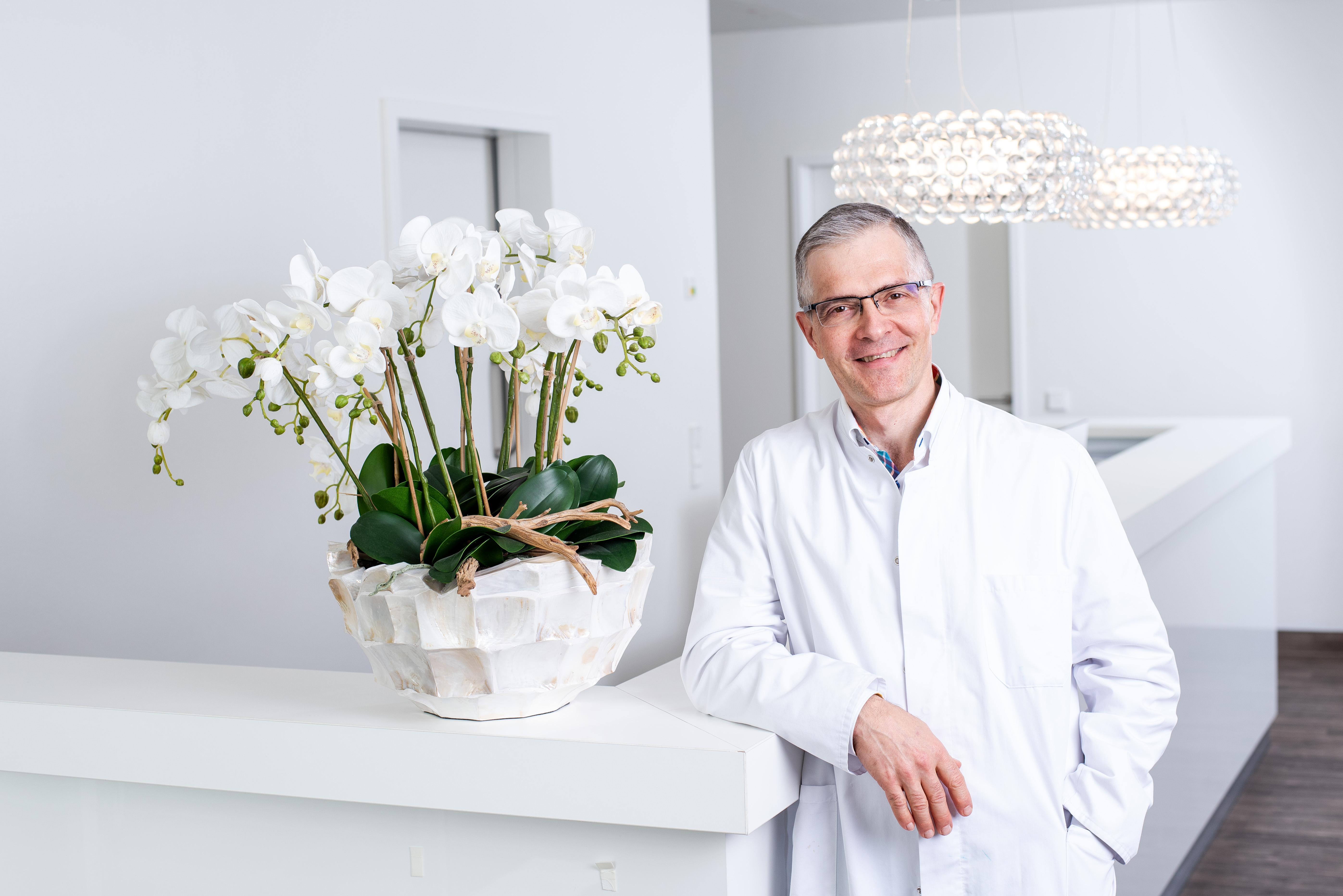 Dr. Roman Lisovewts - Facharzt für Gesichtschirurgie in Düsseldorf